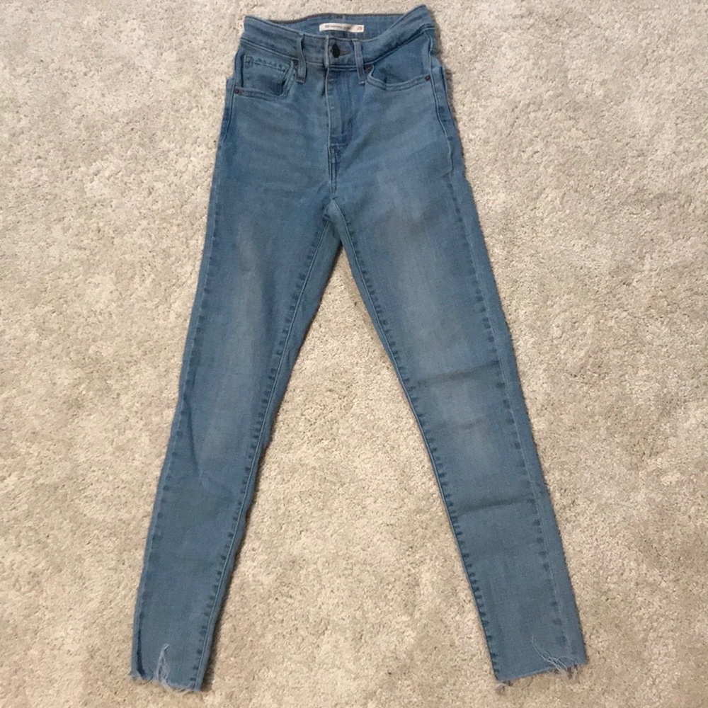 Levi’s women’s high rise skinny
